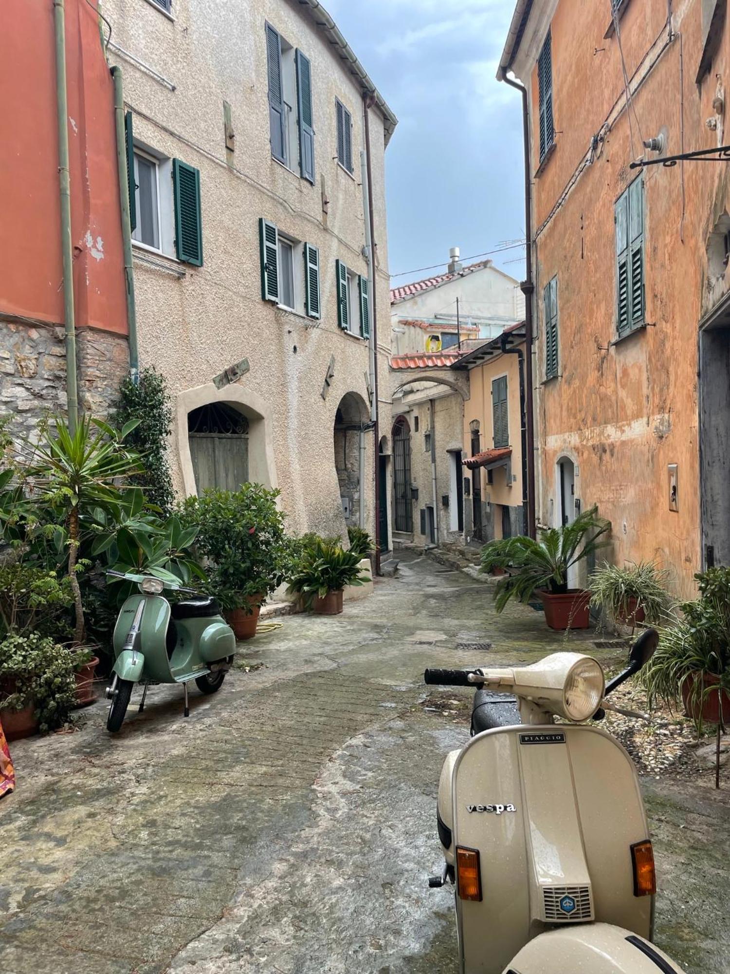 Uliveto Saglietto Agriturismo A Poggi Apartments Imperia Eksteriør bilde
