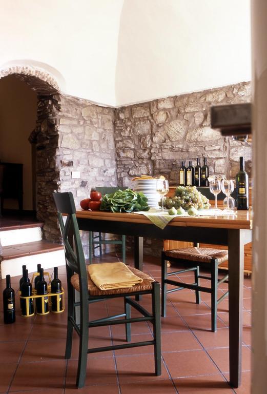 Uliveto Saglietto Agriturismo A Poggi Apartments Imperia Rom bilde